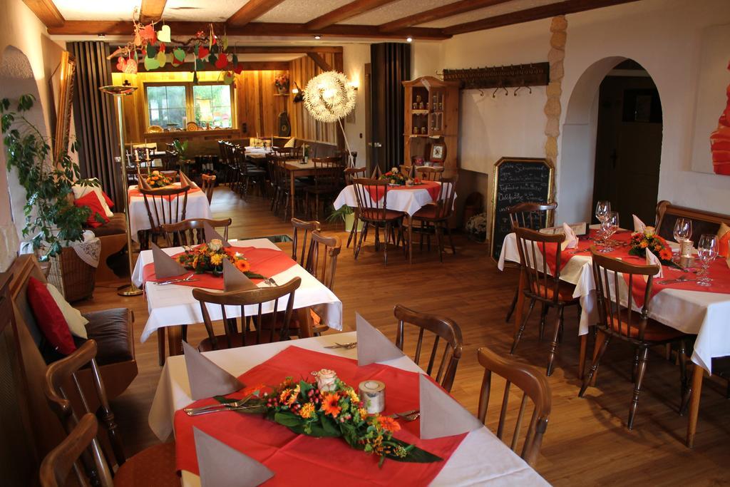 Antjes Schmankerlhotel Und Restaurant Tröstau Dış mekan fotoğraf