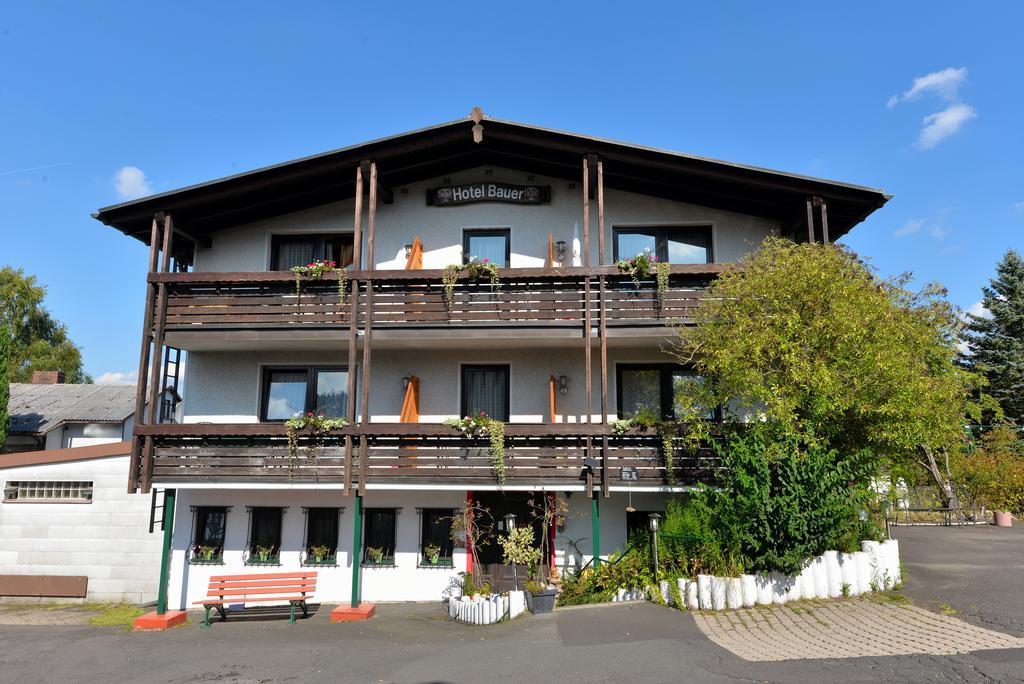 Antjes Schmankerlhotel Und Restaurant Tröstau Dış mekan fotoğraf
