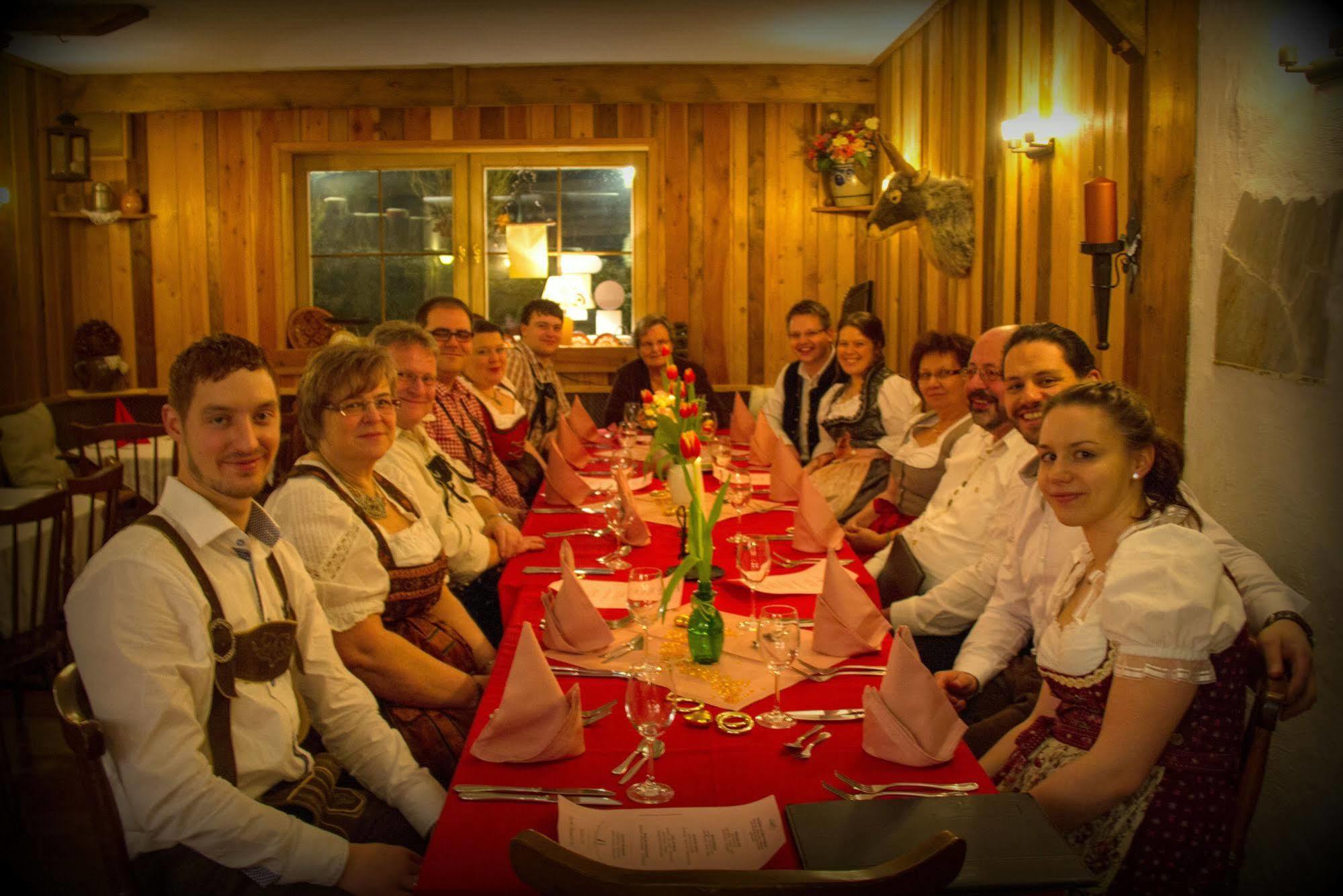 Antjes Schmankerlhotel Und Restaurant Tröstau Dış mekan fotoğraf