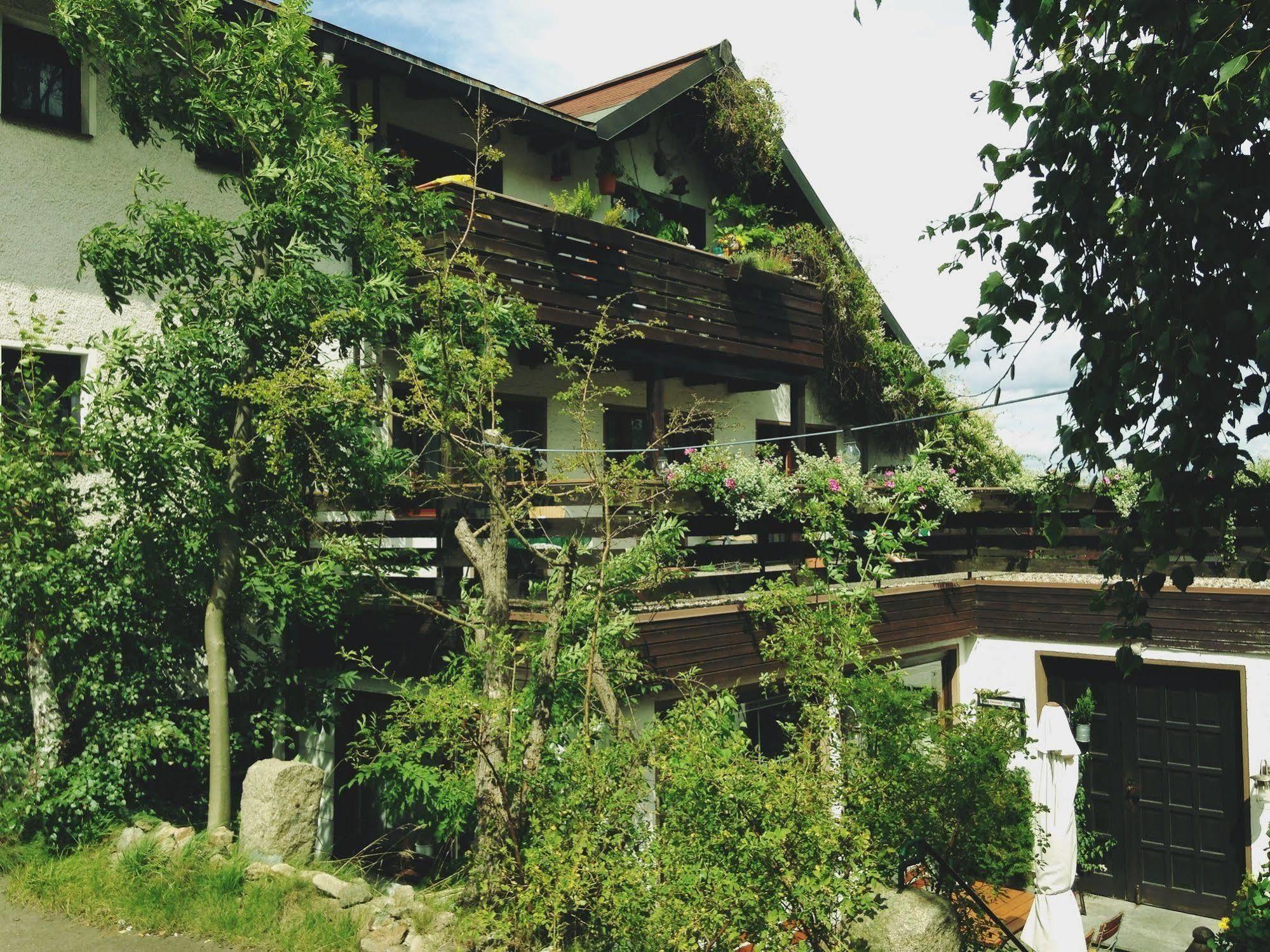 Antjes Schmankerlhotel Und Restaurant Tröstau Dış mekan fotoğraf